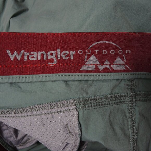 Lot of 2 Men's Wrangler Outdoor Shorts Flat Front Blue & Green Size 42 - Picture 6 of 16